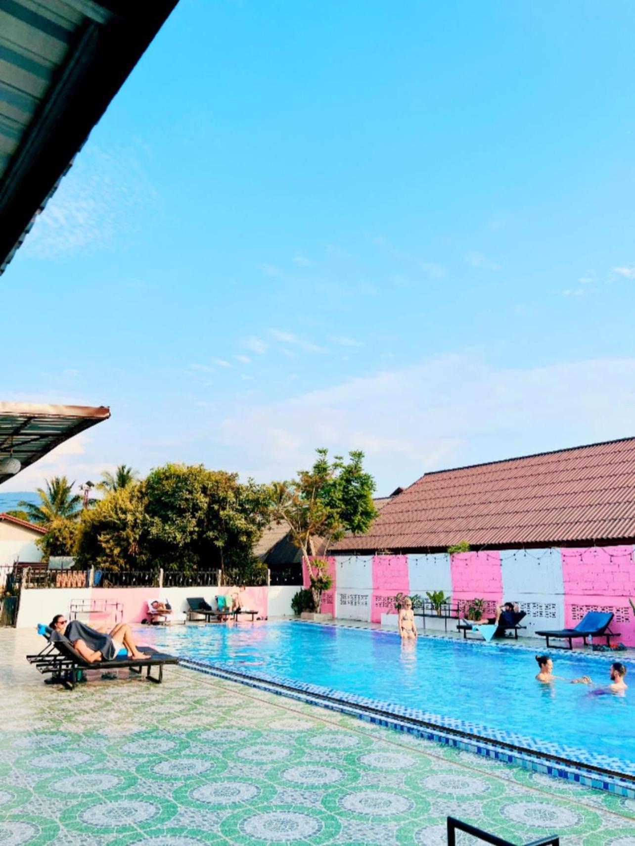 Khampaseuth Hotel Vang Vieng Exterior foto